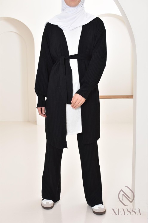 Modest women's long vest and knit pants set by Neyssa