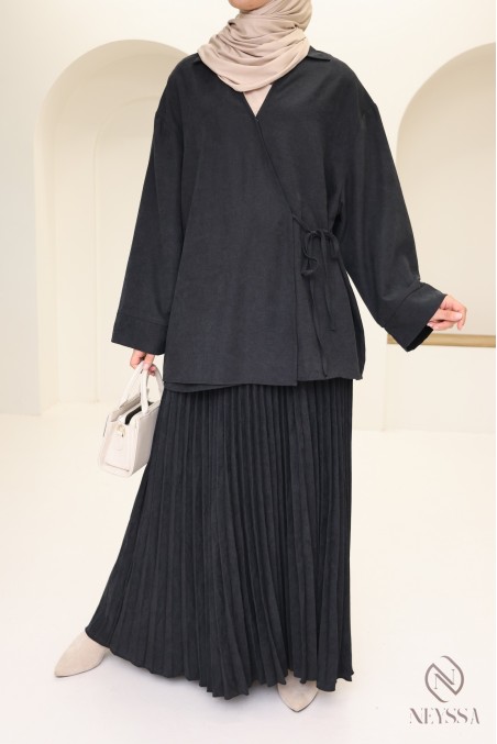 2-piece suede-effect set with long skirt and hijabi wrap blouse