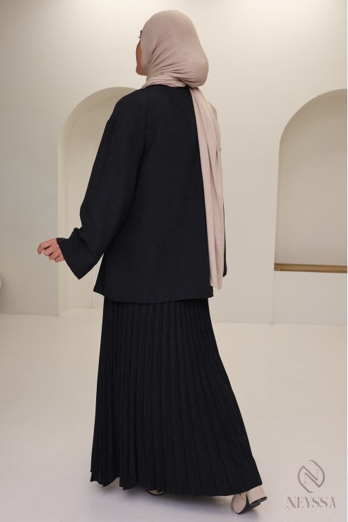 2-piece suede-effect set with long skirt and hijabi wrap blouse