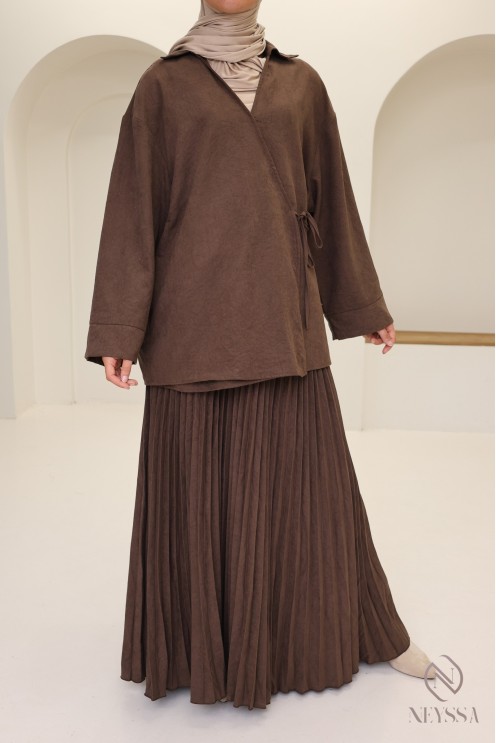 Brown 2-piece suede-effect set for trendy veiled women