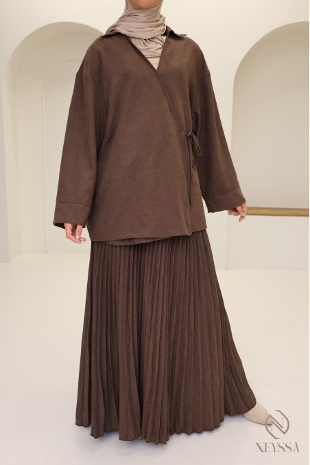 Brown 2-piece suede-effect set for trendy veiled women