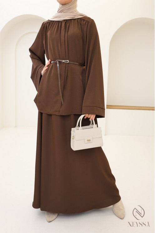 Women's trendy long skirt set in lightweight satin fabric