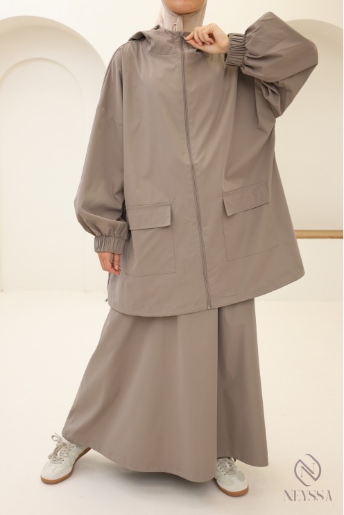 Ensemble femme taupe tissu hydrofuge, veste + jupe oversize