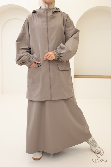 Ensemble femme taupe tissu hydrofuge, veste + jupe oversize