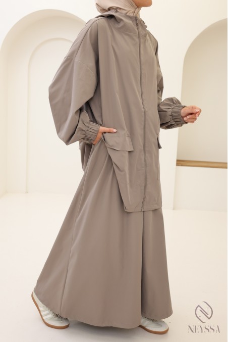 Set für Damen in Taupe aus wasserabweisendem Stoff, Jacke + Rock