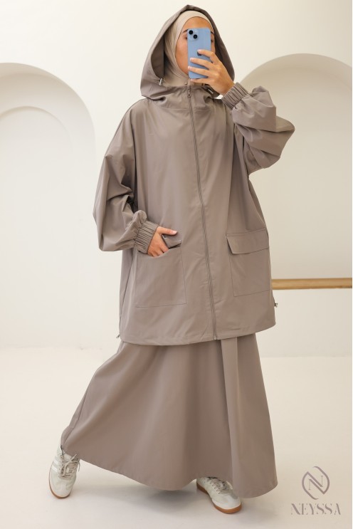 Set für Damen in Taupe aus wasserabweisendem Stoff, Jacke + Rock