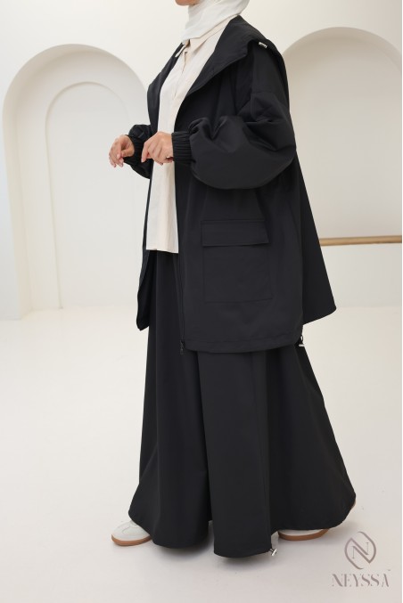 Ensemble coupe vent , veste à capuche + jupe ample