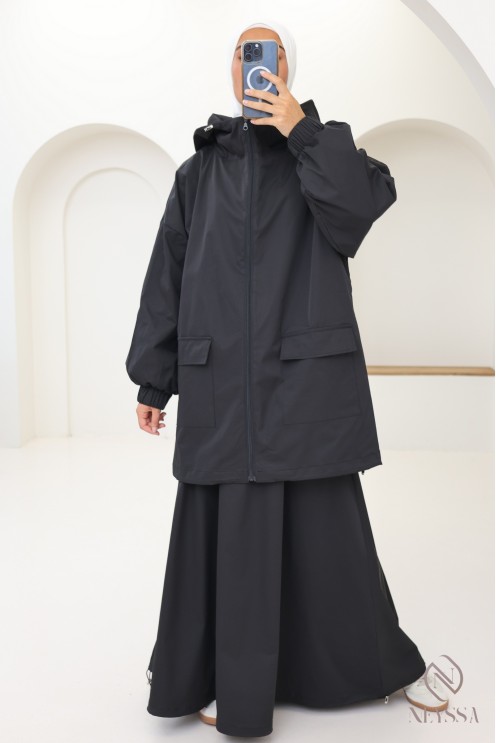 Ensemble coupe vent , veste à capuche + jupe ample