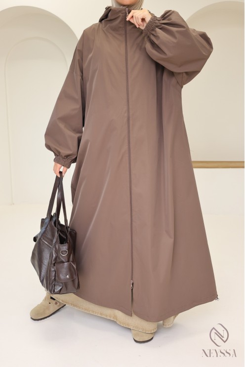 Lange Jacke mit Reißverschluss und Kapuze im Parka-Stil