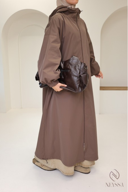 Lange Jacke mit Reißverschluss und Kapuze im Parka-Stil