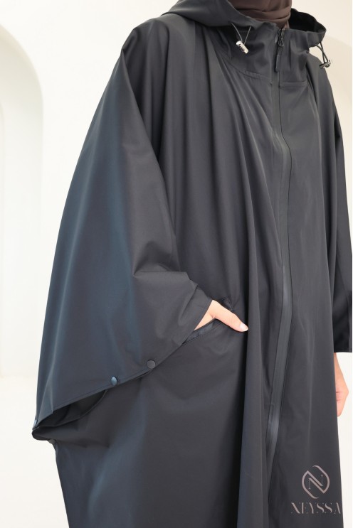 Oversized water-repellent black poncho, ideal for jilbab, fall 2025