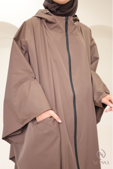Brauner, wasserabweisender Poncho mit Reißverschluss, jilbabfreundlich