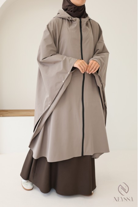 Large water-repellent taupe poncho with hood and zip fastening