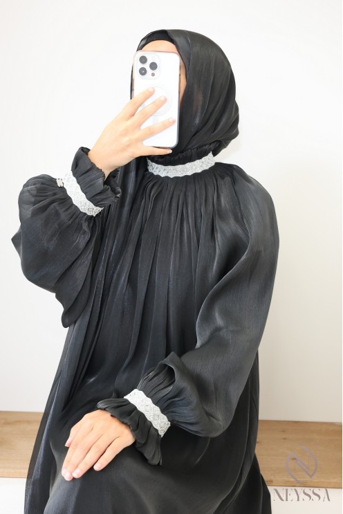 Abaya Dubaï 4 pièces avec hijab inclus en organza femme voilée