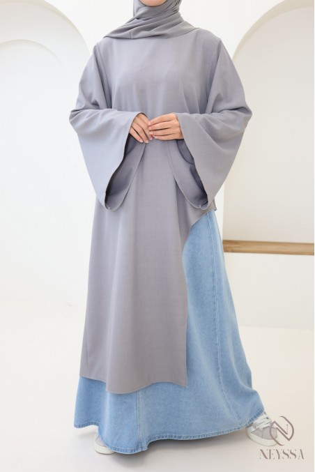 Mastoura tunic for Muslim women, perfect for everyday wear.