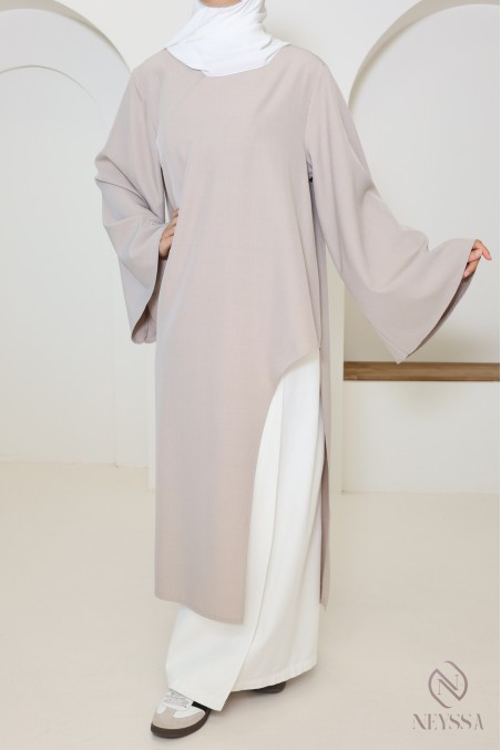 Tunique mastoura pour femme musulmane, parfaite pour tous les jours.