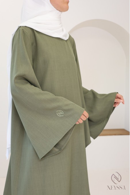 Mastoura tunic for Muslim women, perfect for everyday wear.