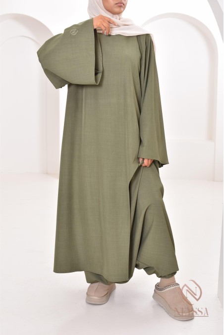 Tunique mastoura pour femme musulmane, parfaite pour tous les jours.