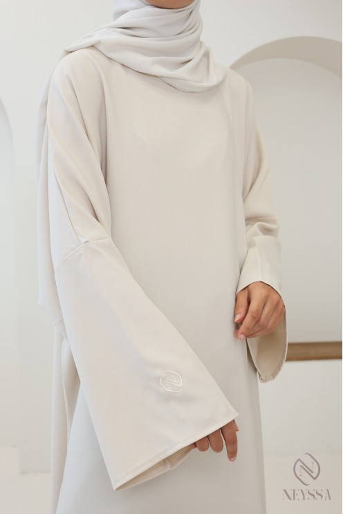 Tunique mastoura pour femme musulmane, parfaite pour tous les jours.