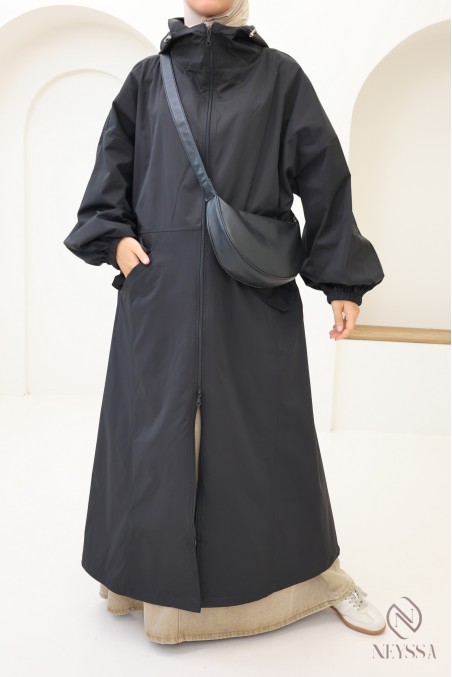 Parka longue style sportwear tissu coupe vent, à capuche femme hijabi