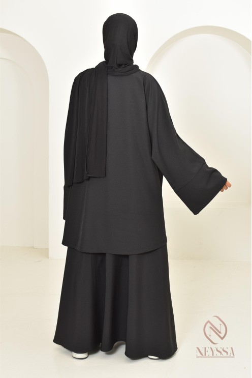2-piece modern long skirt tunic set in black, ideal for veiled women