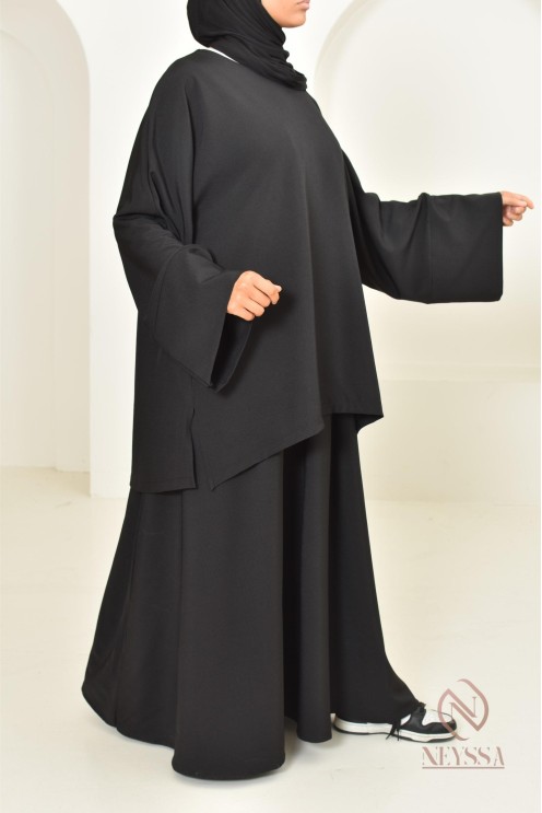 2-piece modern long skirt tunic set in black, ideal for veiled women