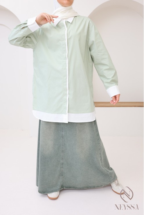 Mid-length two-tone cotton shirt for trendy hijabi women