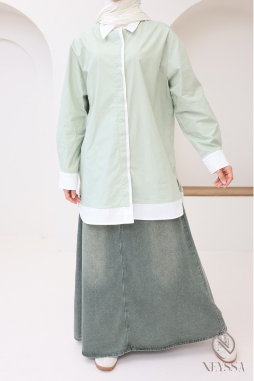 Mid-length two-tone cotton shirt for trendy hijabi women
