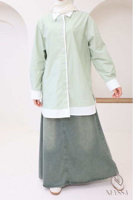 Mid-length two-tone cotton shirt for trendy hijabi women