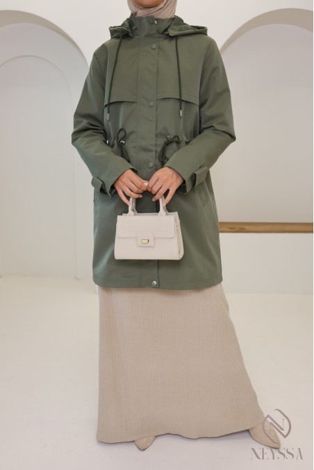 Mid-length khaki parka jacket with a straight cut, ideal for fall