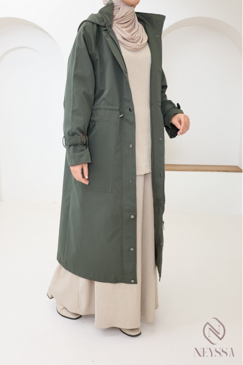 Long khaki parka-style jacket for hijabi women, with hood