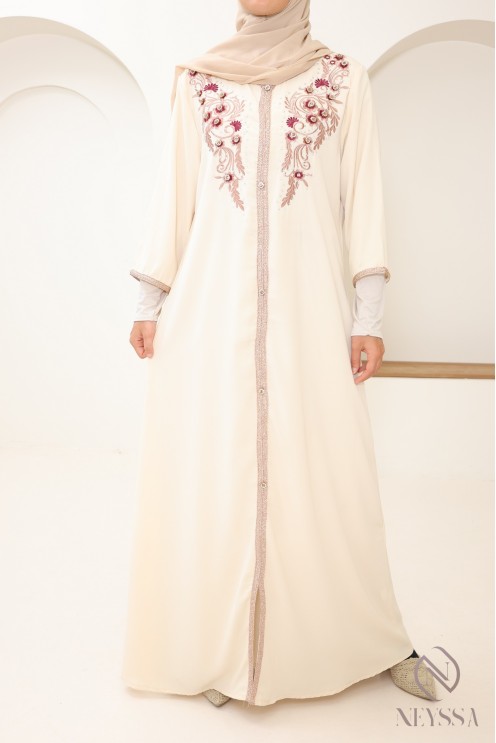 Gandoura pour maison avec sfifa et broderie pour femme hijabi tendance