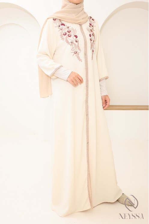 Gandoura pour maison avec sfifa et broderie pour femme hijabi tendance