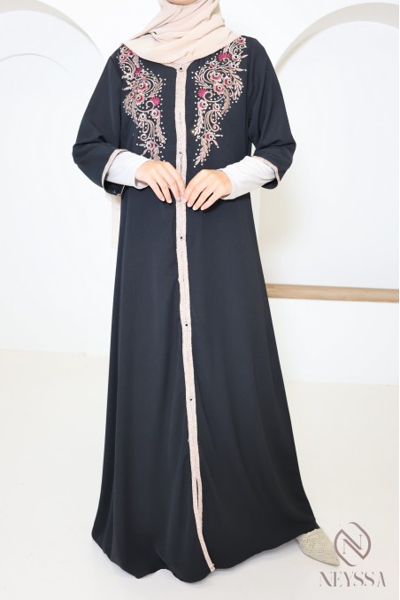 Gandoura pour maison avec sfifa et broderie pour femme hijabi tendance