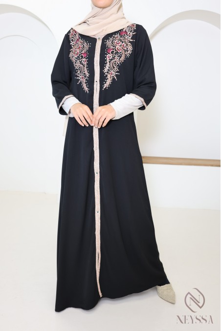 Gandoura pour maison avec sfifa et broderie pour femme hijabi tendance