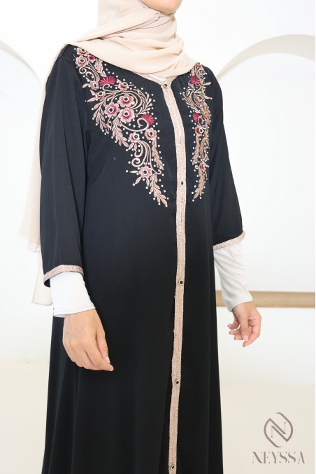 Gandoura pour maison avec sfifa et broderie pour femme hijabi tendance