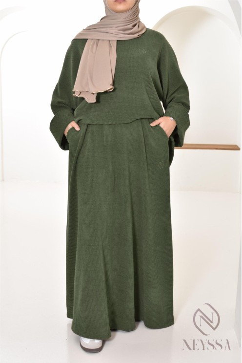 Veiled women's skirt set in khaki corduroy, modest fashion
