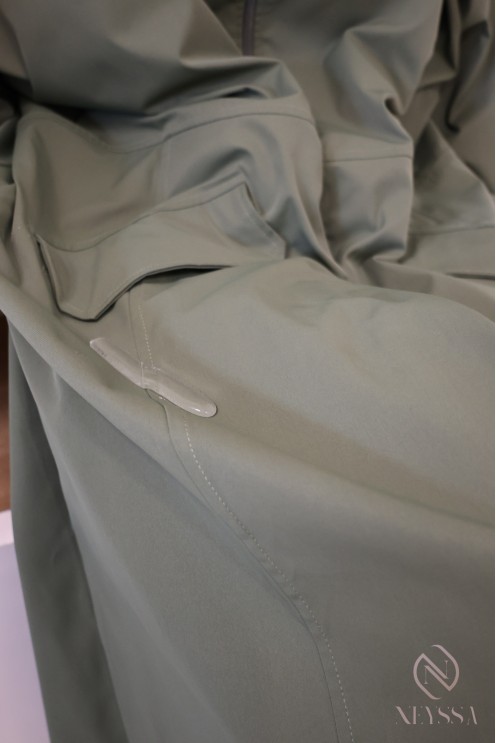 Moderner Oversize-Parka für Damen mit Taschen und großer Kapuze