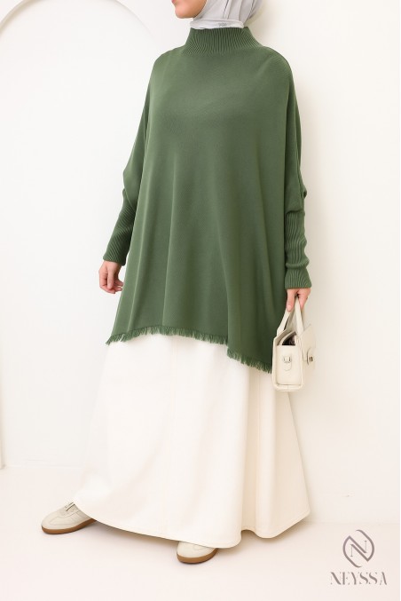 Mittellanger Strickpullover mit Stehkragen und Fransen für Hijabi