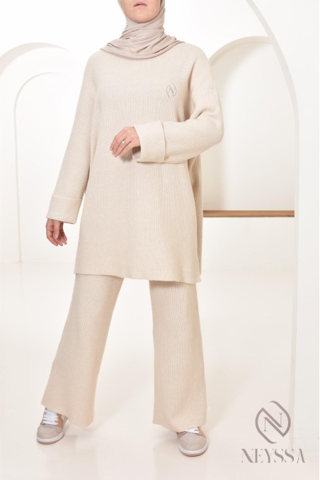 ensemble maille beige pull avec pantalon pour hijabi Neyssa Confection