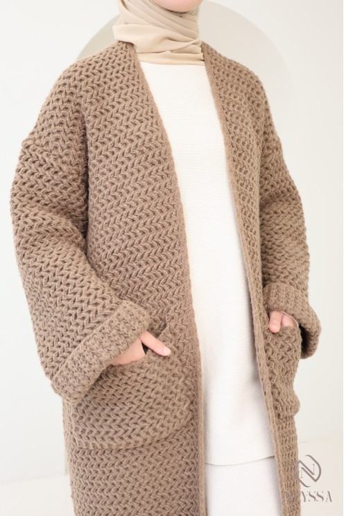 Maxi Lange Strickweste in Taupe für Hijabi-Frauen, für den Herbst