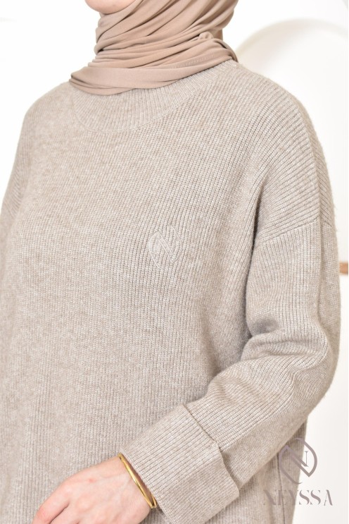 Modern 2-piece hijabi set, sweater with knit pants Neyssa