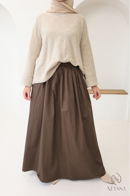 Long flared cotton skirt for women who wear hijabs