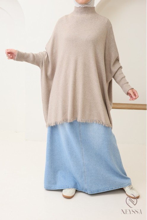 Mid-length fringed turtleneck knit sweater for hijabi women