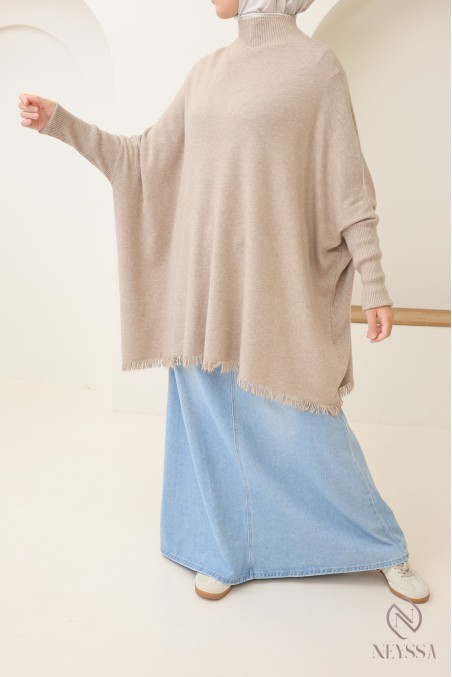 Mittellanger Strickpullover mit Stehkragen und Fransen für Hijabi