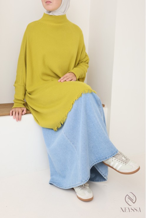 Mittellanger Strickpullover mit Stehkragen und Fransen für Hijabi