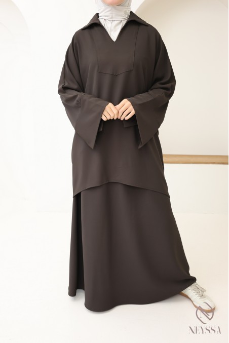 Brown women's set with blouse and elastic waist skirt