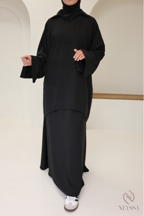 Black blouse and loose skirt set with elastic waistband, crepe fabric