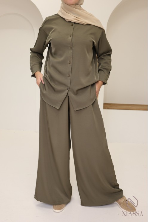 Loose-fitting, flowing culottes for trendy hijabi women