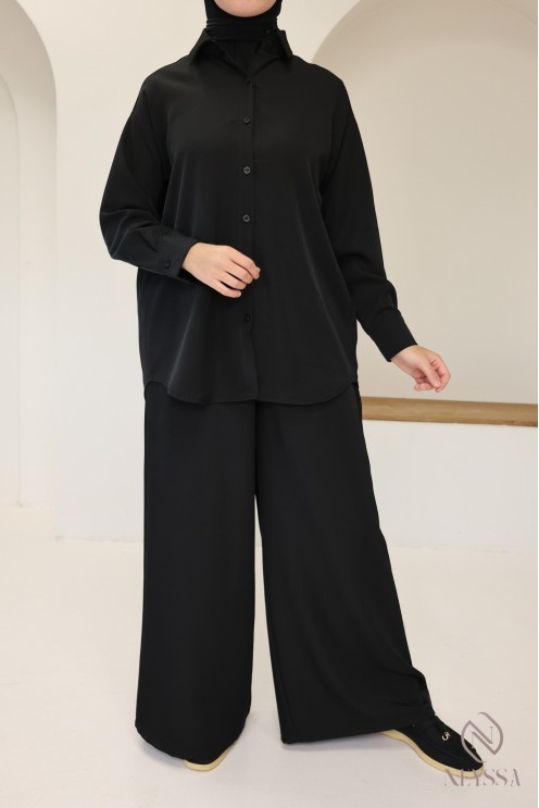 Loose-fitting, flowing culottes for trendy hijabi women